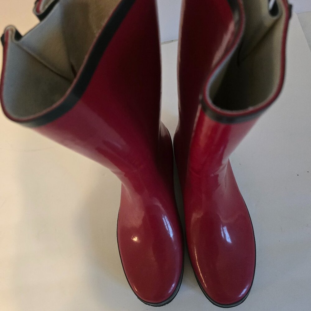 Ladies Burgundy Rain Boots Size 9 Waterproof Tall 12" Buckle Detail
